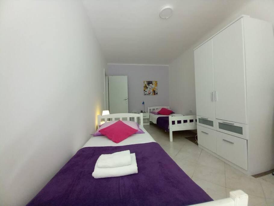 Yucca Apartment Split